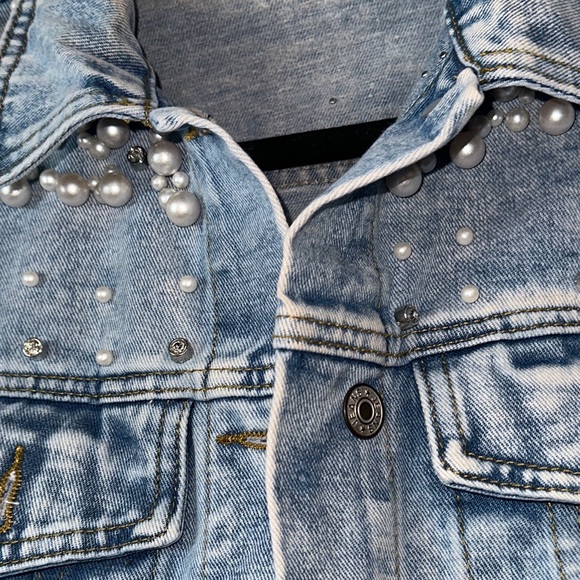 Pearl Embellished Denim Jacket - Picture 6 of 7